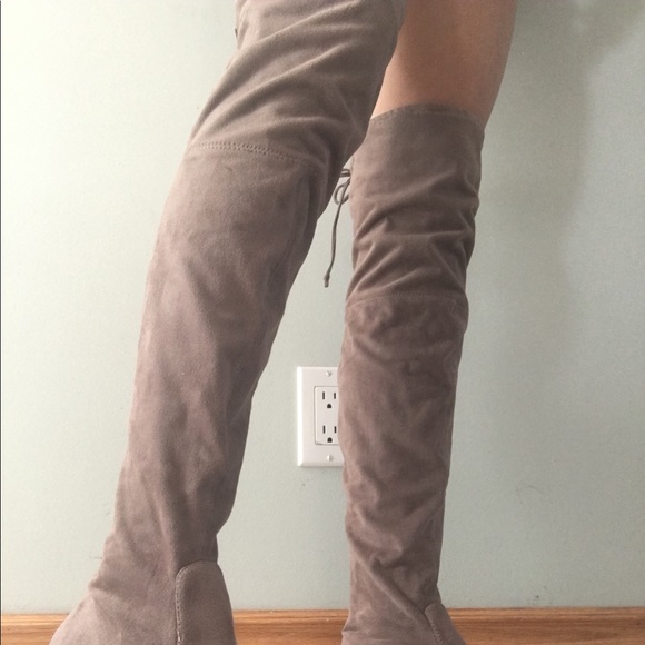 GUESS BOOTS - Picture 4 of 5